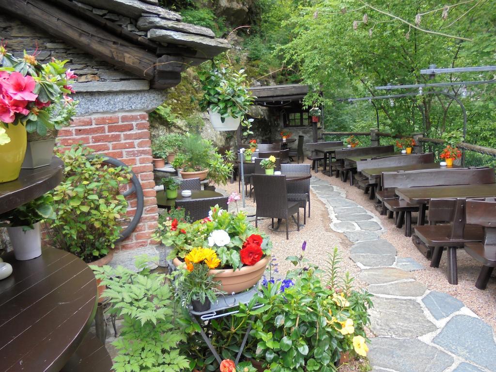 Grotto Du Rii Bed & Breakfast Intragna Luaran gambar